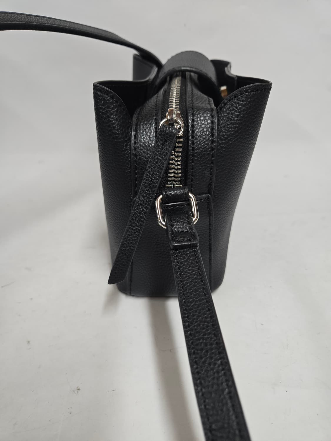 질 바이 질스튜어트 블랙 크로스백 상품이미지5