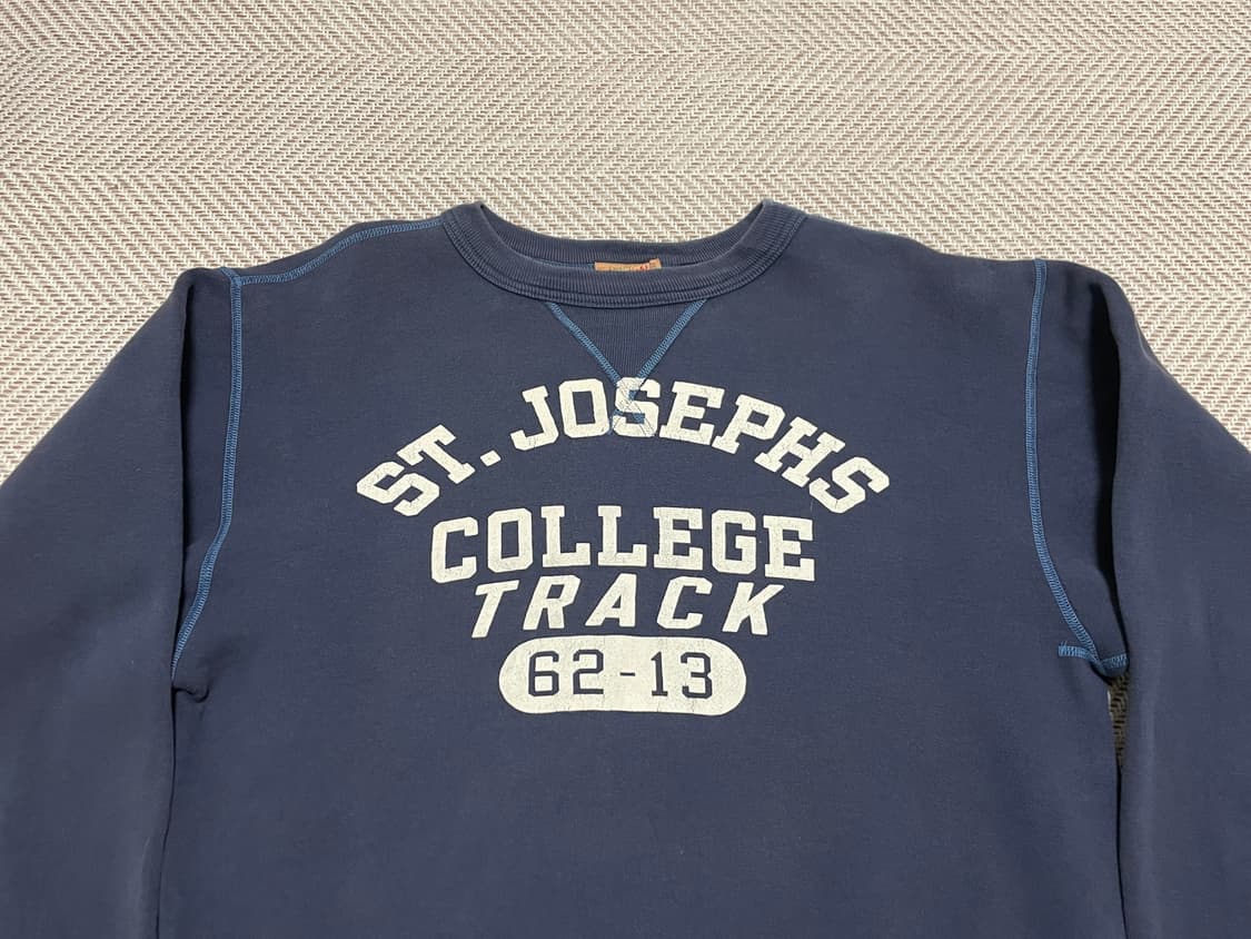 체스윅 x 토요엔터프라이즈 컬리지 스웻셔츠 J03342 상품이미지2