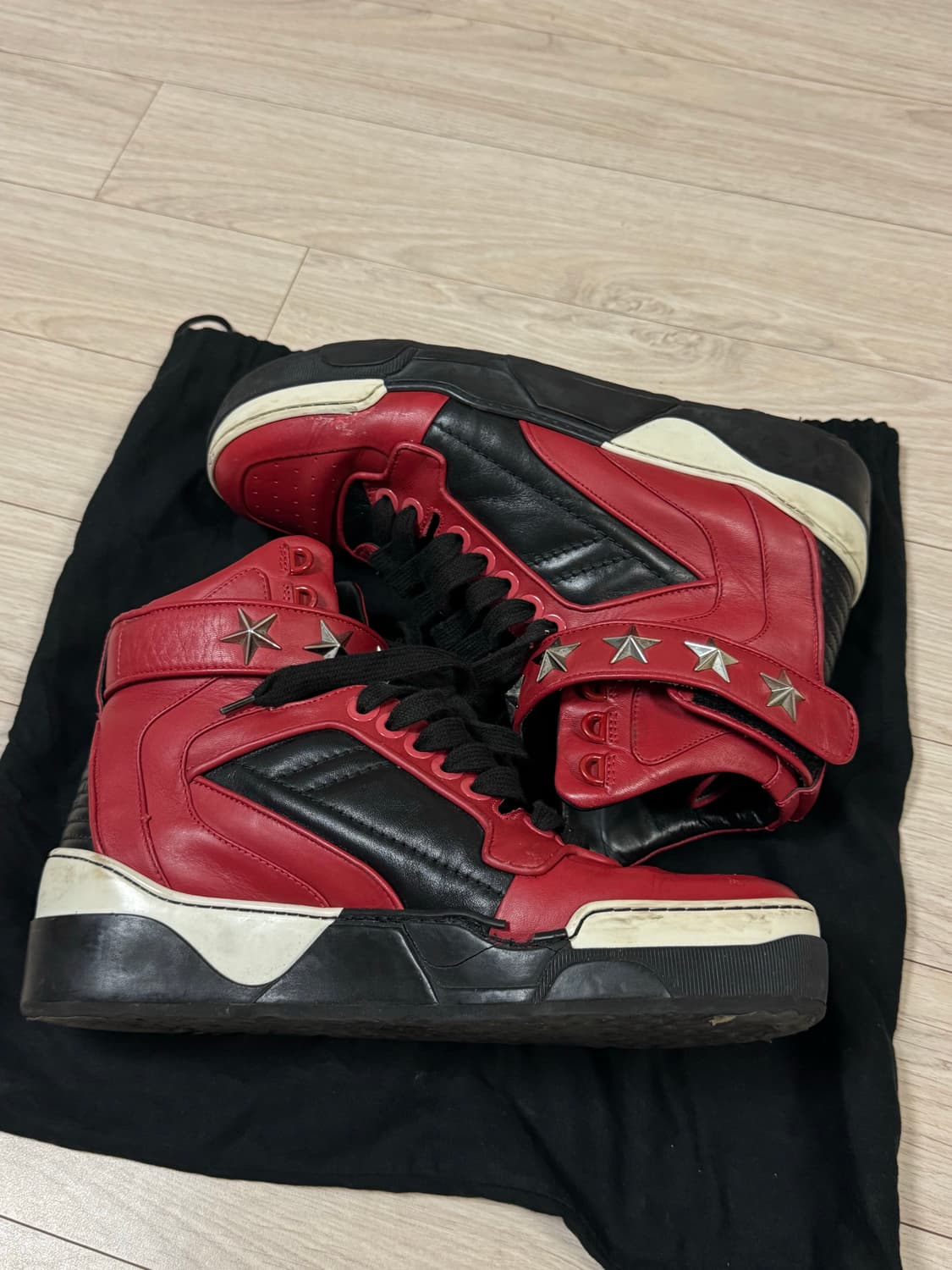 지방시 타이슨 41사이즈 상품이미지2