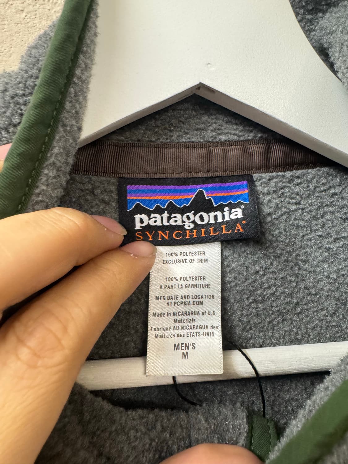 새상품급) 파타고니아 신칠라 그레이 그린 M 상품이미지3
