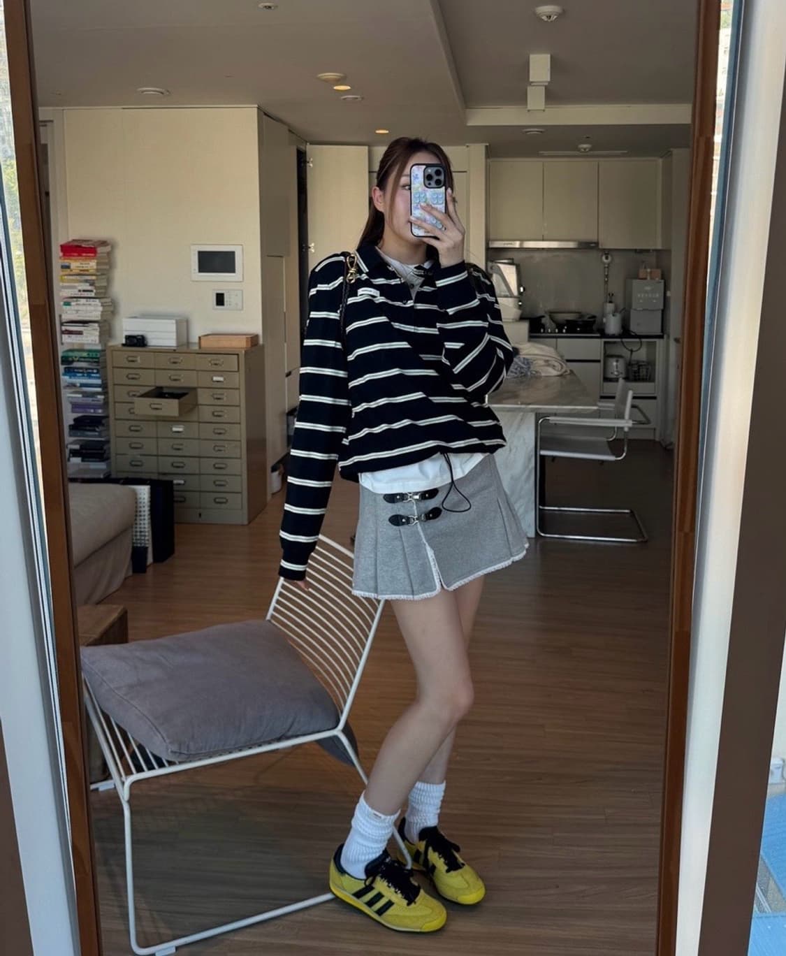 글로니 치마 CIAO BUCKLE MINI SKIRT 상품이미지1