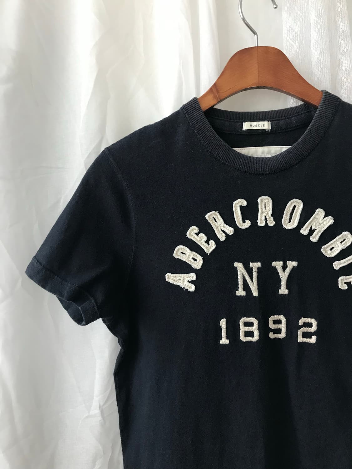 Abercrombie 네이비 티셔츠  상품이미지6