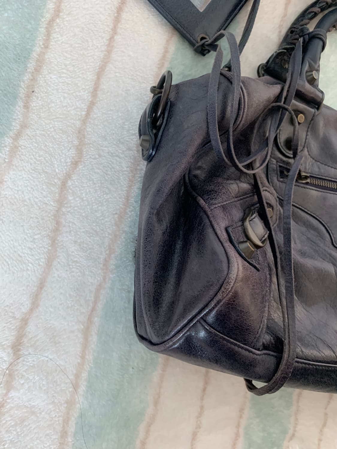 발렌시아가 모터백 트위기 상품이미지4