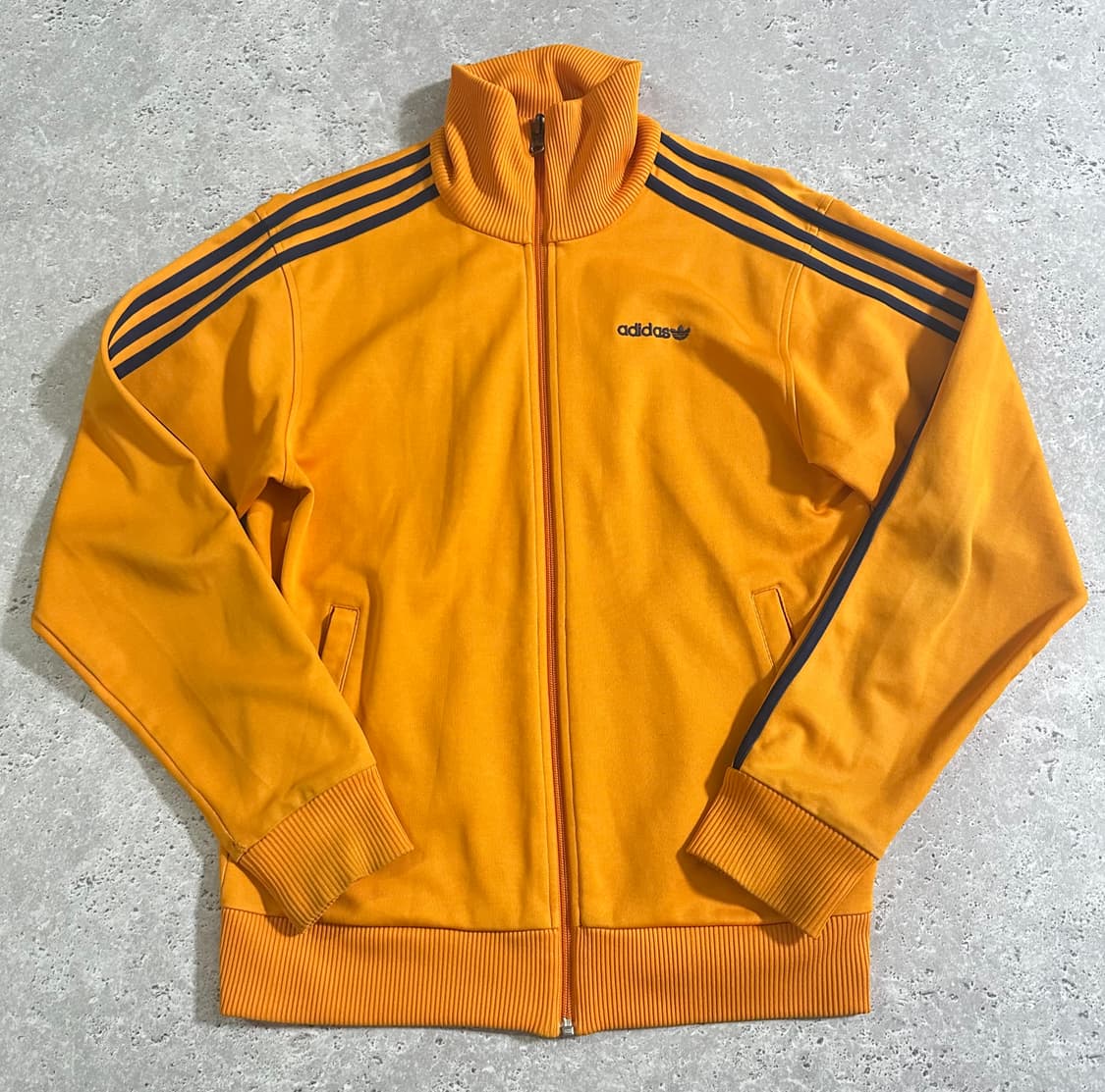 00s Adidas 머스타드 베어 그래픽 트랙탑 상품이미지2