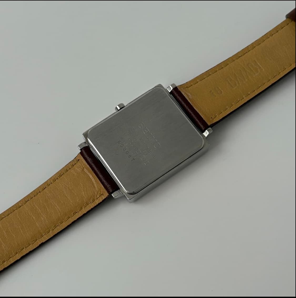 00s silver square quartz 상품이미지5