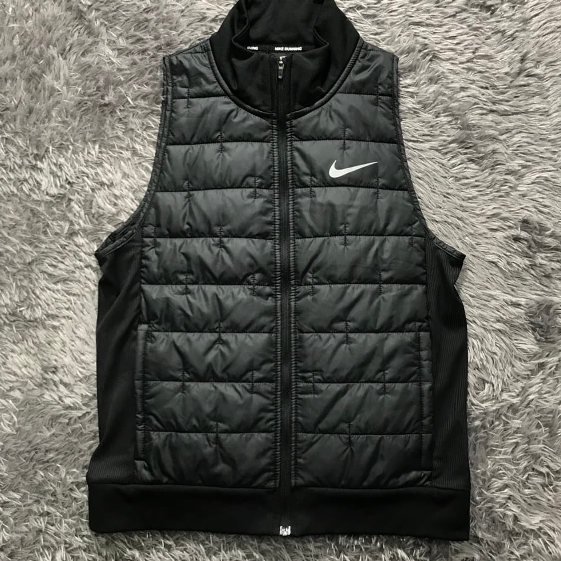 [[여성 S(80)] 나이키(NIKE) 러닝 경량 패딩 조끼v18 상품이미지2