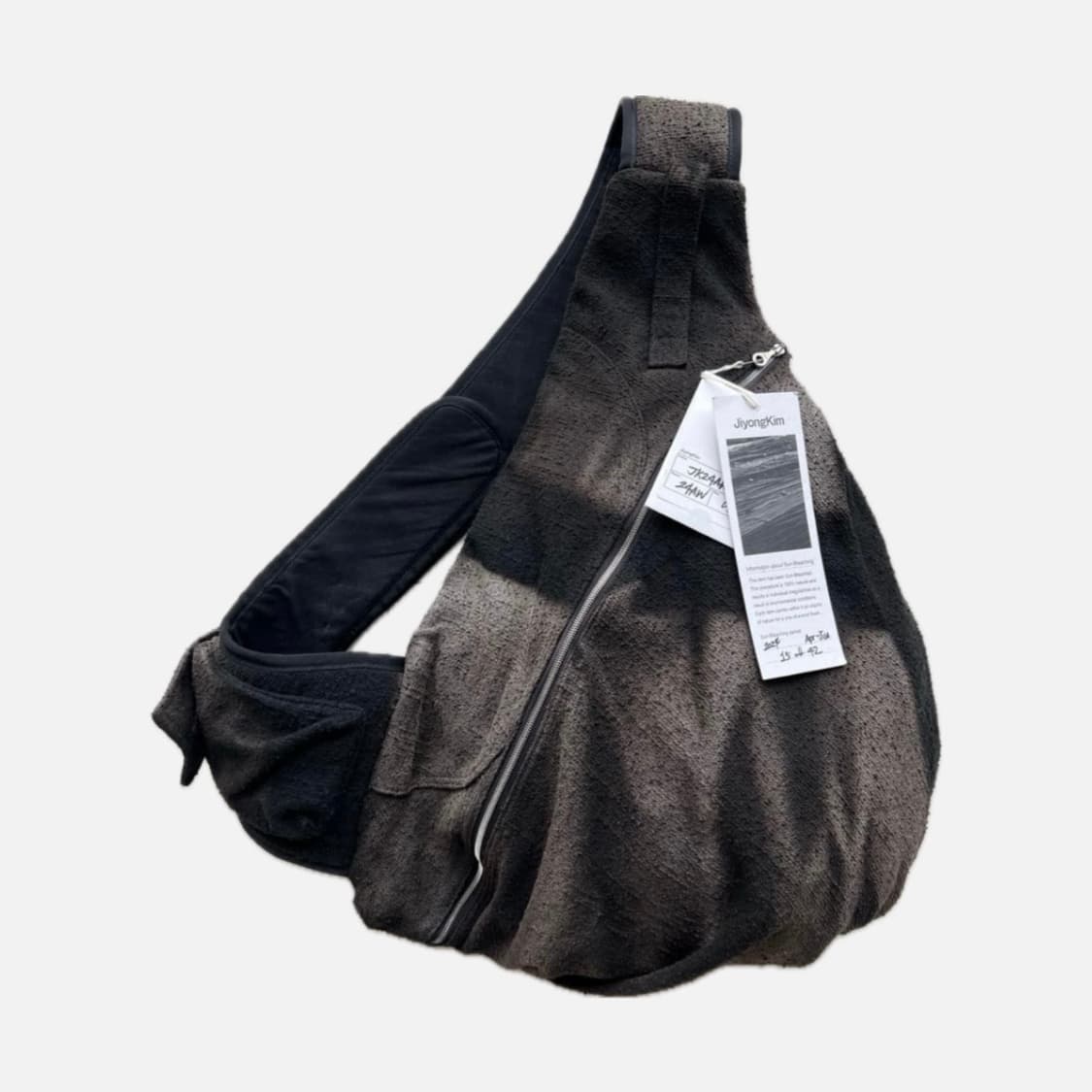 지용킴 선블리치 슬링백 상품이미지1