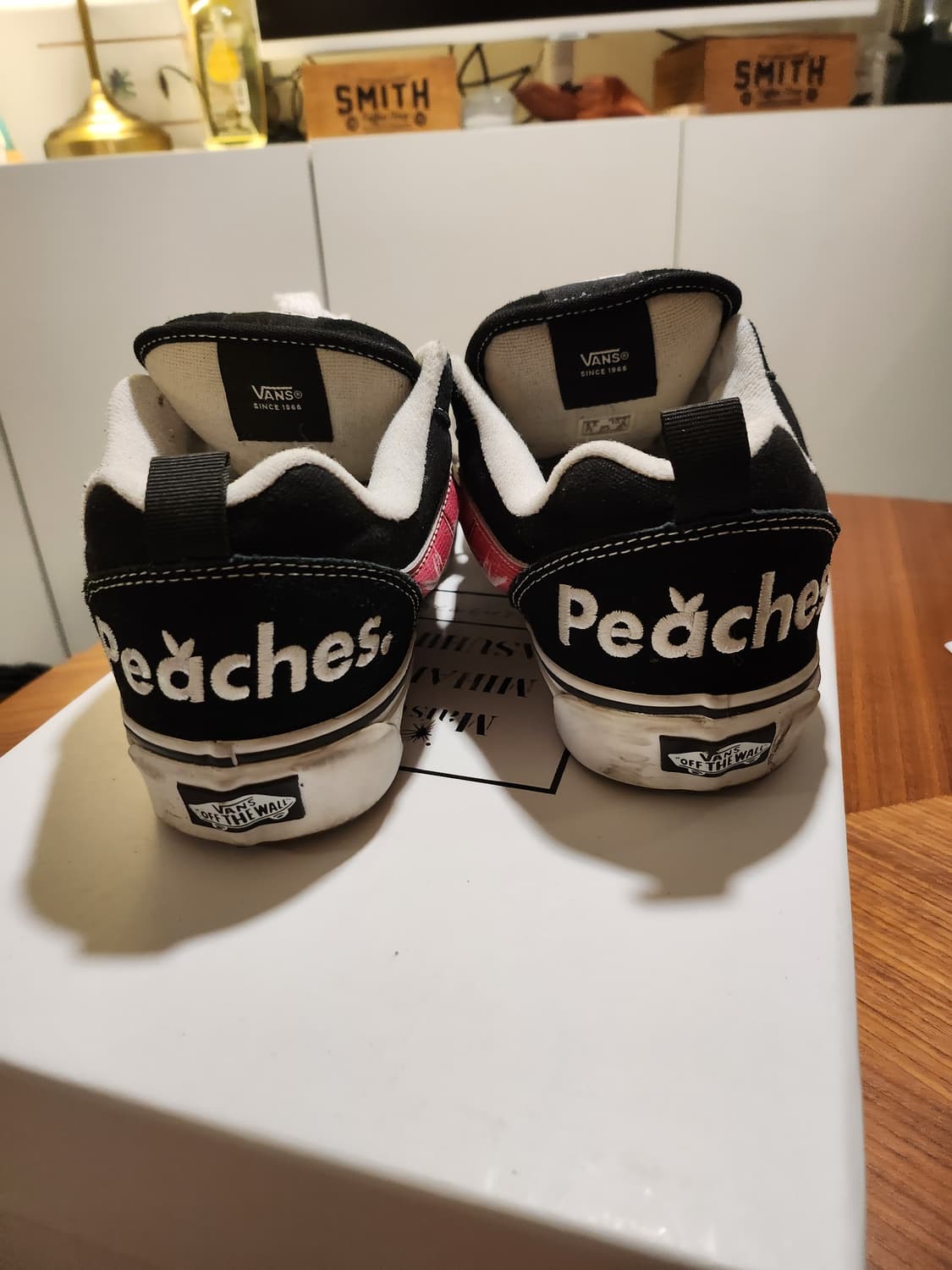 반스 x 피치스 스니커즈 265 상품이미지1