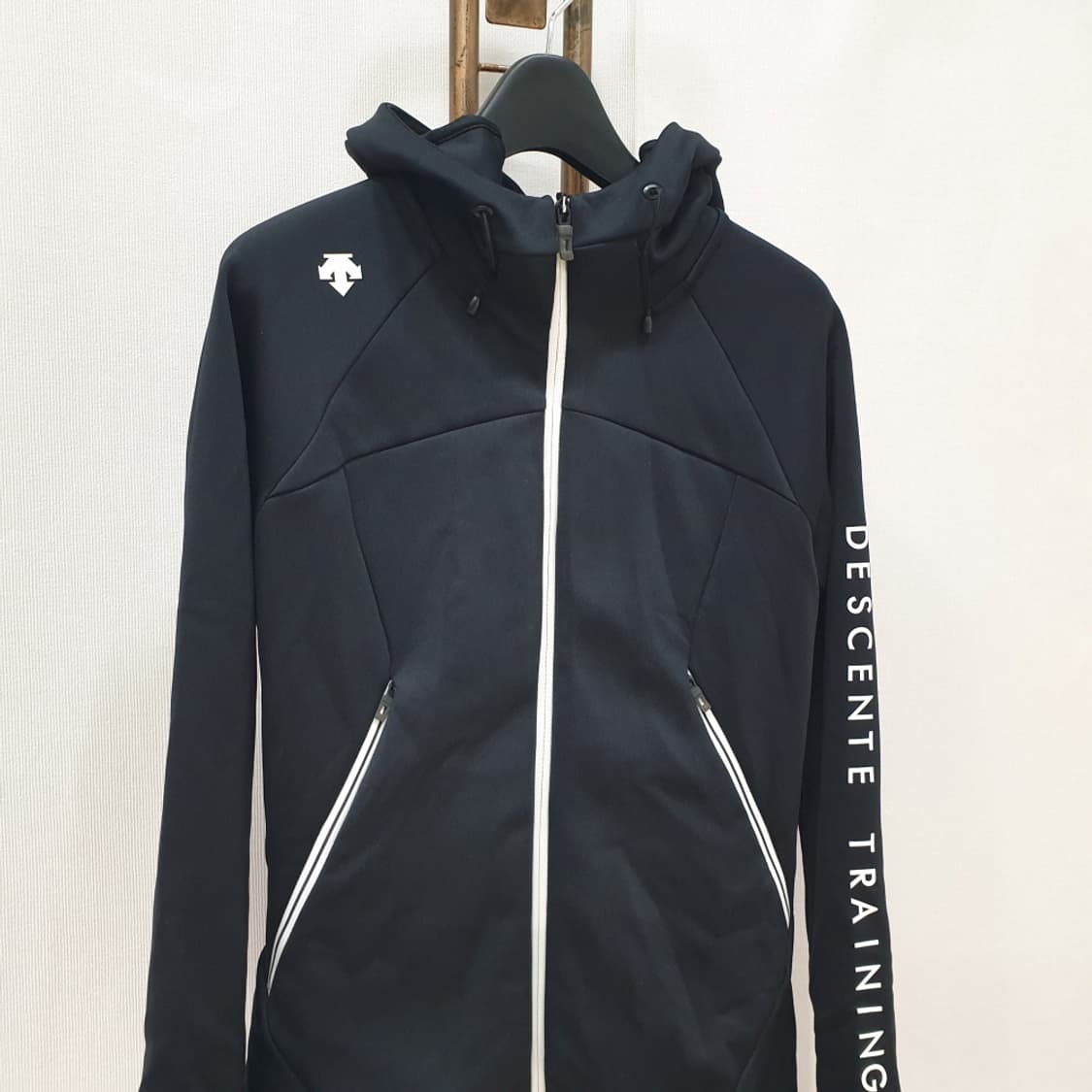 데상트 여성 후드집업 자켓 85 상품이미지2