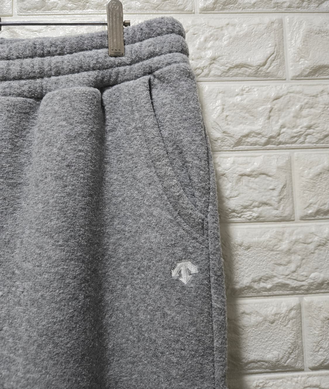 데상트 기모 조거팬츠 스웨트팬츠 29~31 상품이미지3