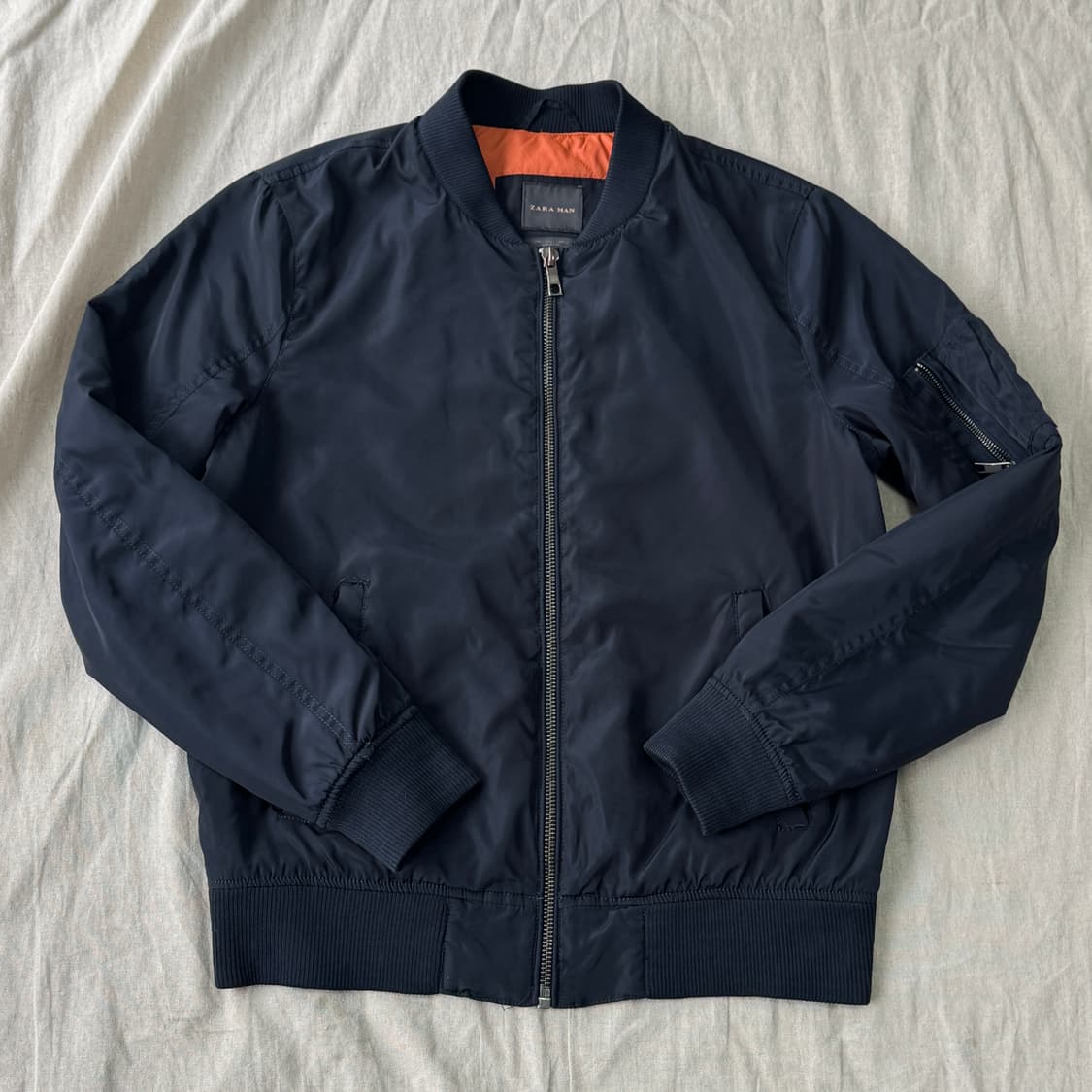 자라 나일론 네이비 봄버 L 상품이미지1