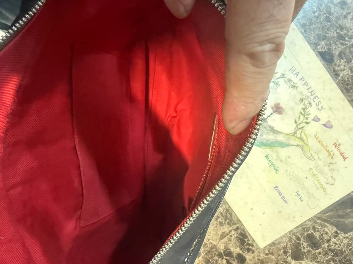 정품 로에베 숄더백 팝니다 상품이미지7