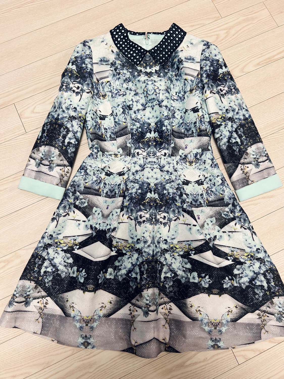 라인 LINE 메이카 원피스 정장 원피스 상품이미지1