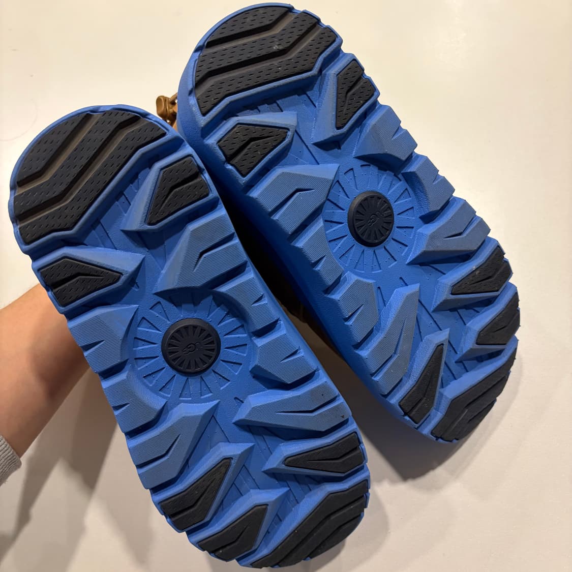 [260] 어그 뉴멜 웨더 하이브리드 체스트넛 빅 스카이 상품이미지6