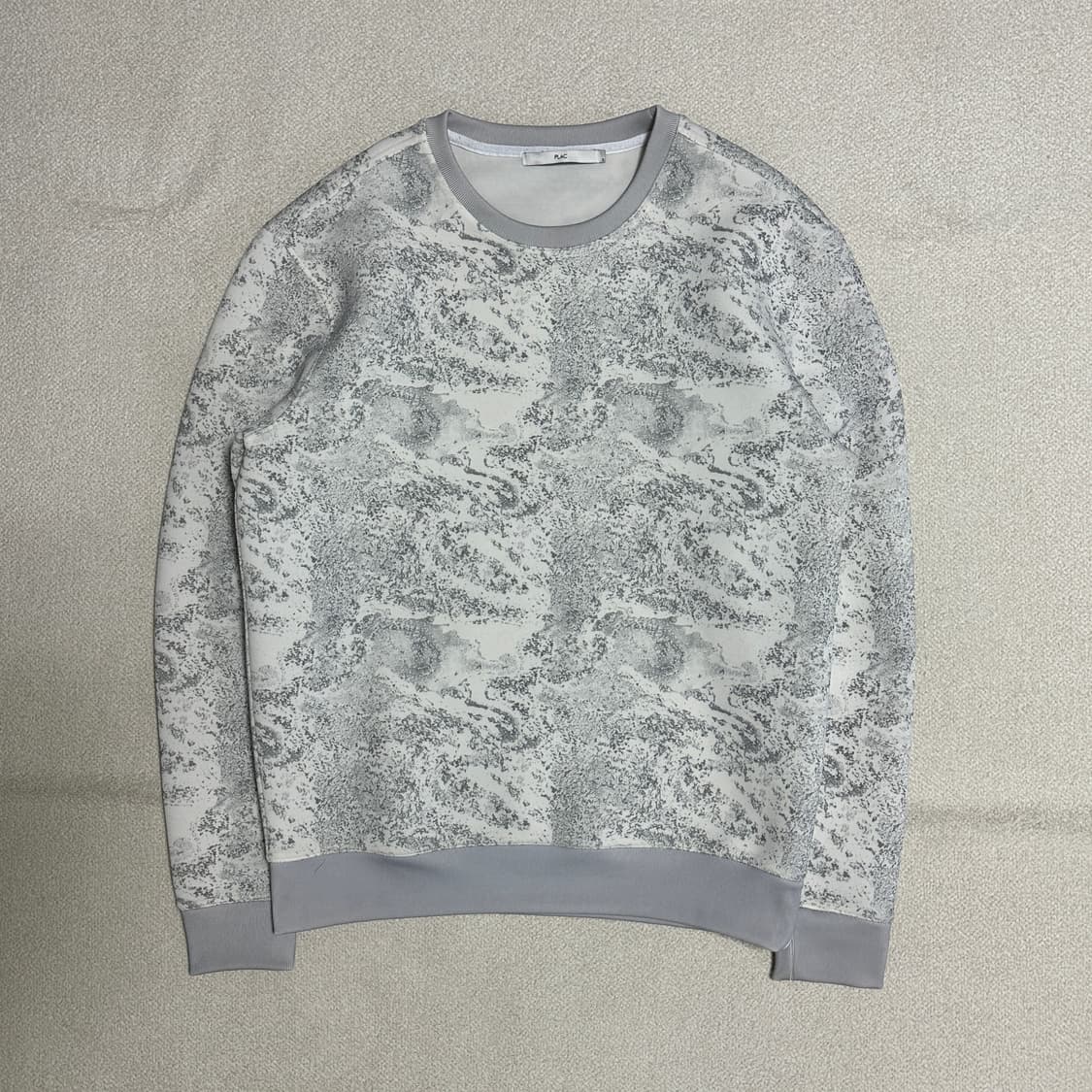 플랙 패턴 프린팅 맨투맨 상품이미지2