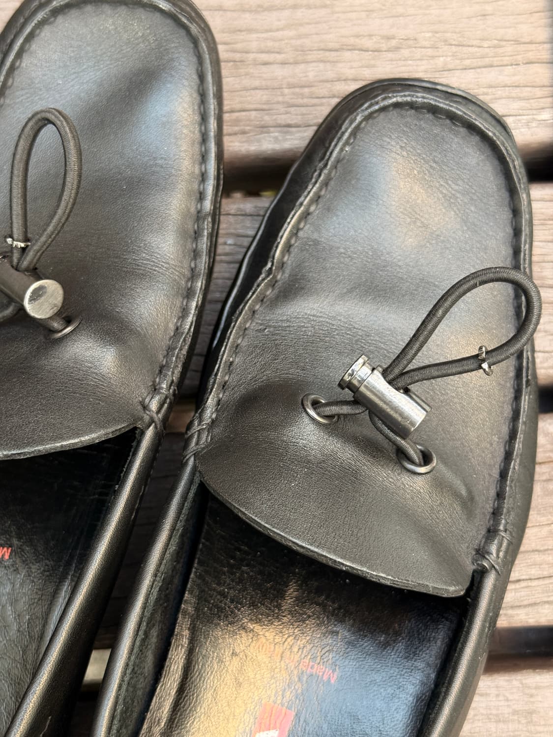 00s Prada Toggle String Leather Loafers 상품이미지5