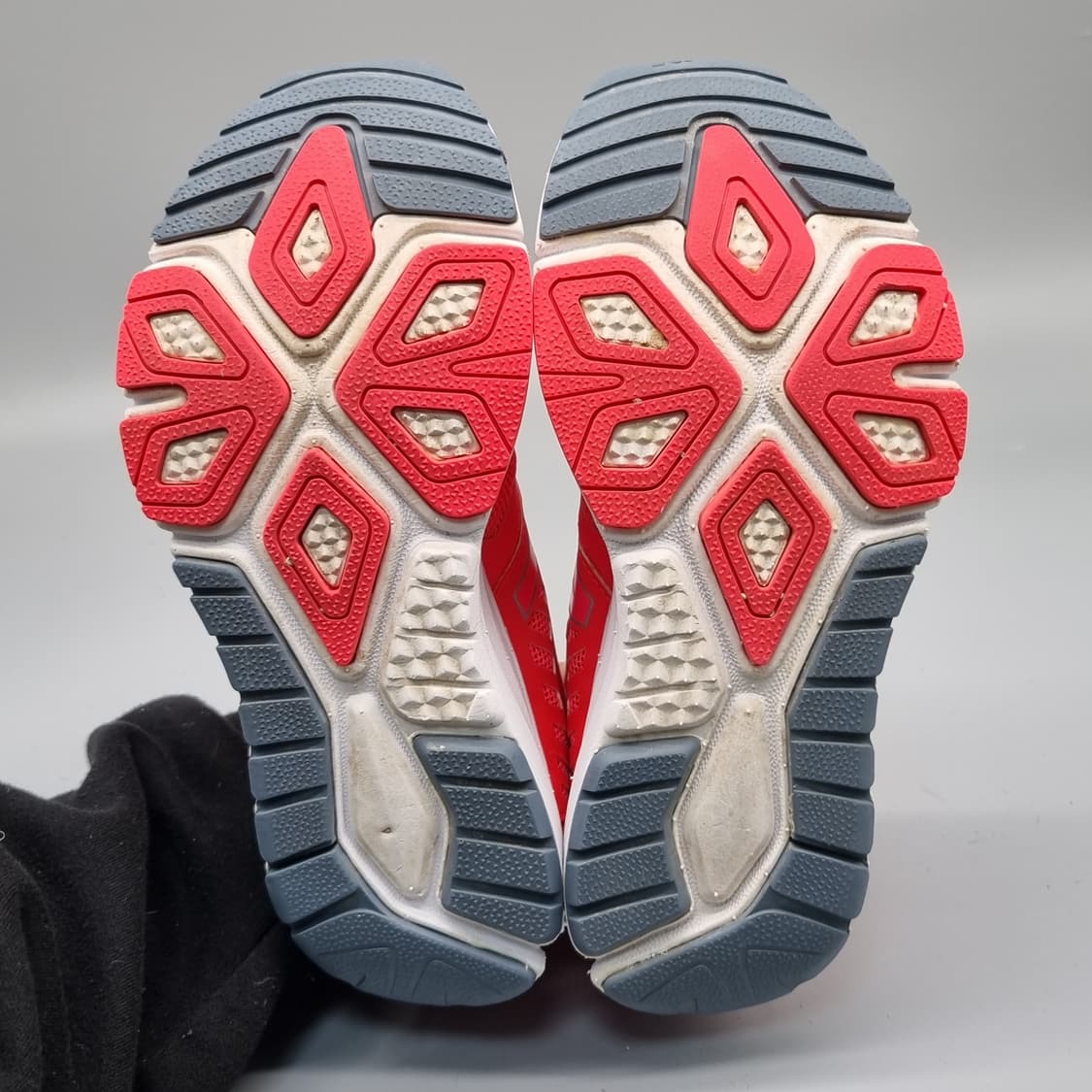 뉴발란스 바지러쉬 여성런닝화235  상품이미지3