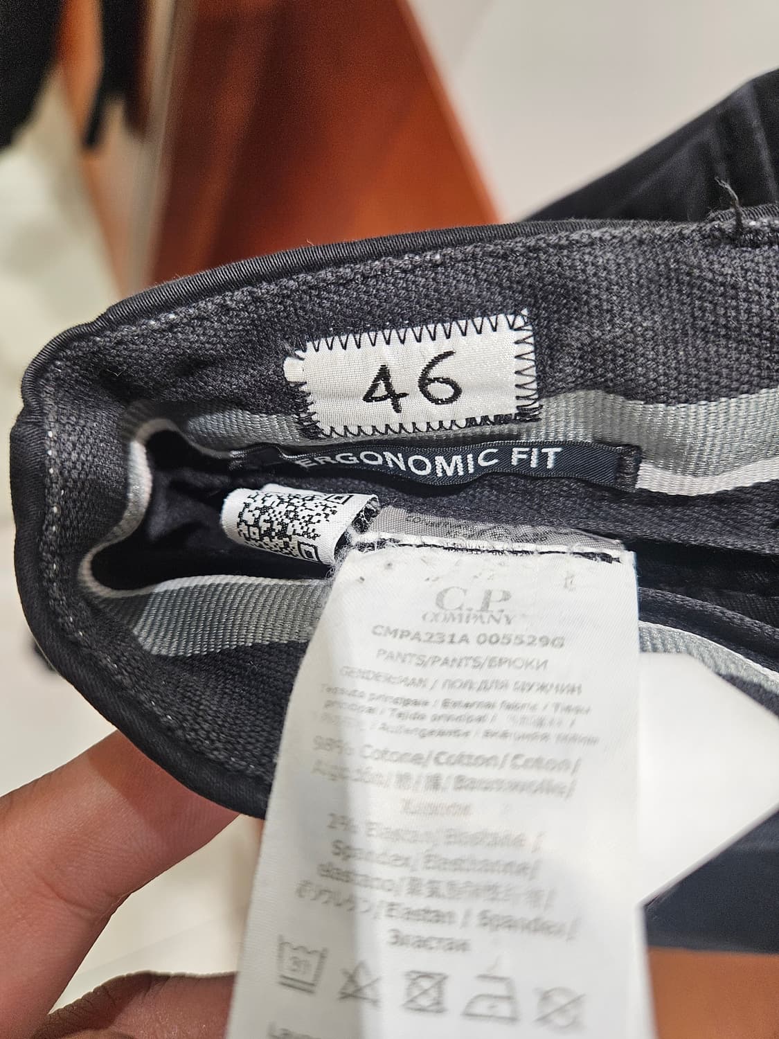 CP컴퍼니 카고팬츠 블랙 46사이즈  상품이미지6