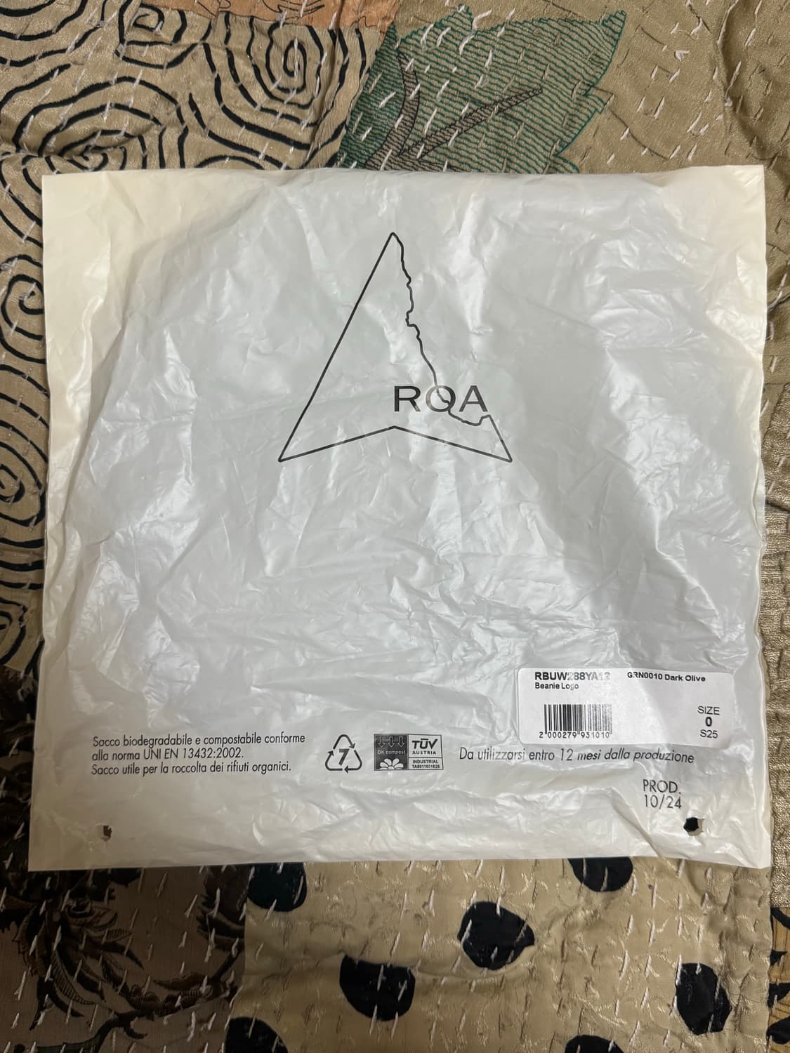 ROA 로아 로고 비니 다크올리브 판매합니다. 상품이미지2