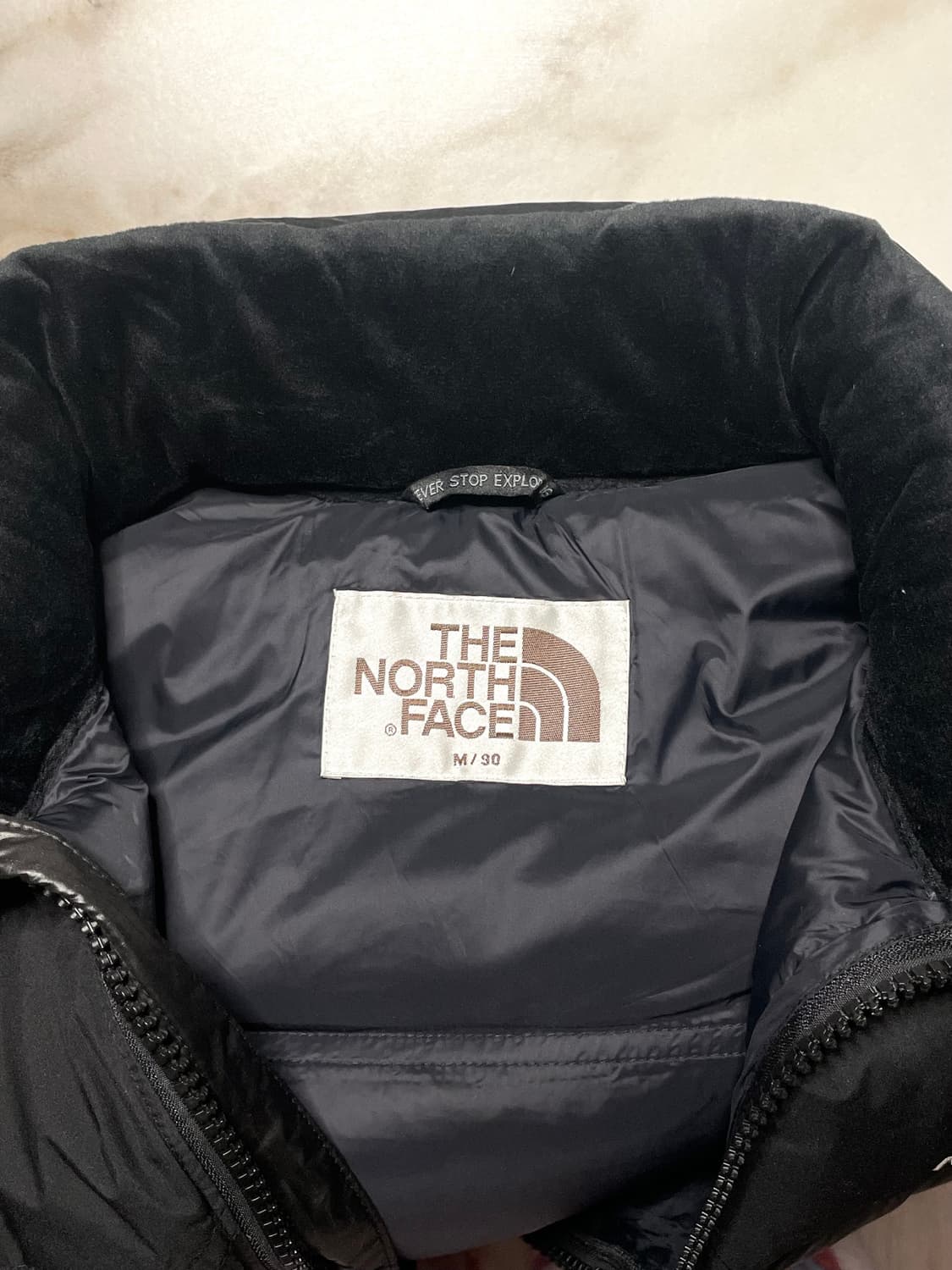노스페이스 눕시 패딩 블랙 M(90) 상품이미지3