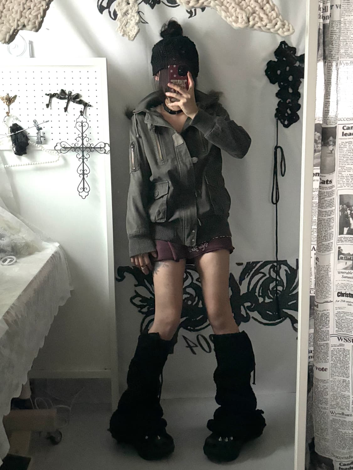 • Khaki High-Neck Fur Hooded Bomber Jack 상품이미지9