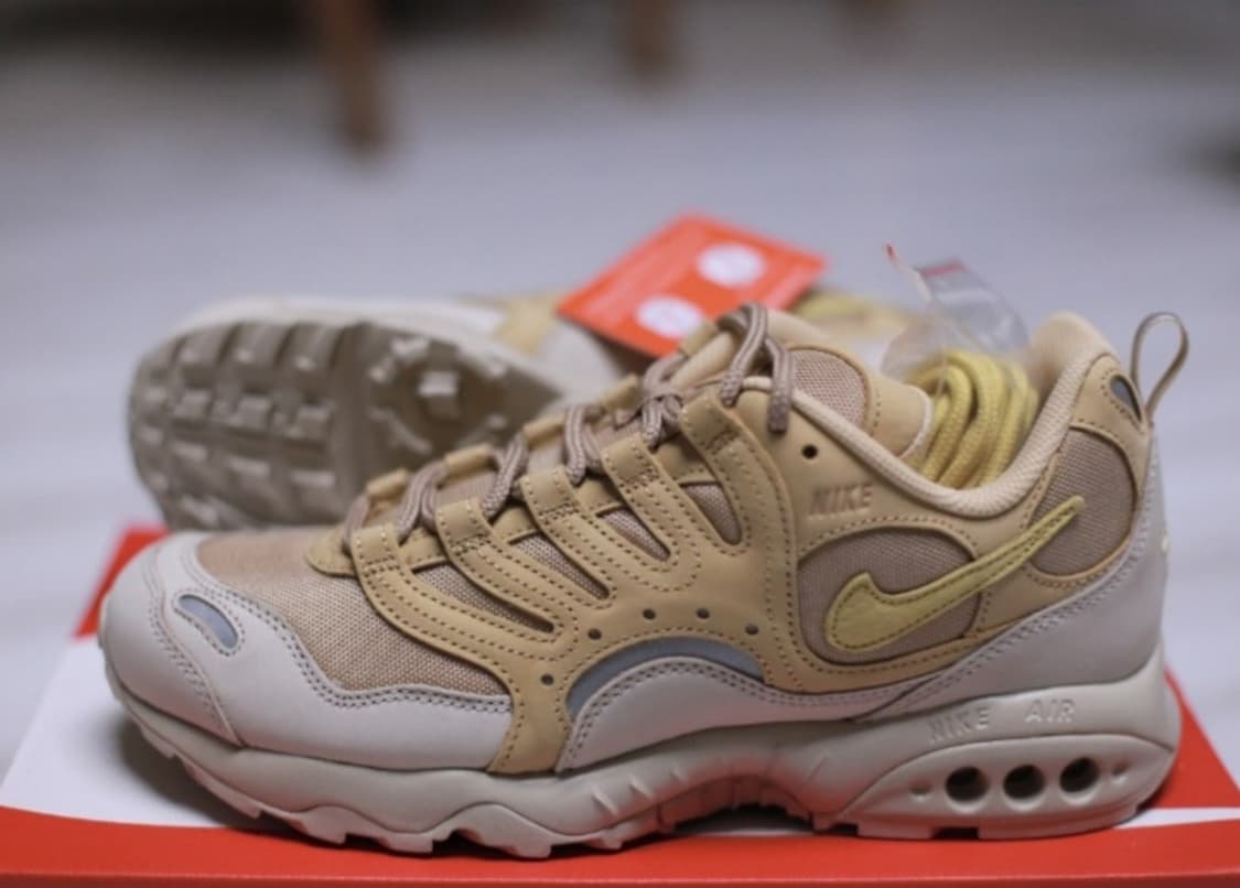 나이키 휴마라 새제품 상품이미지3