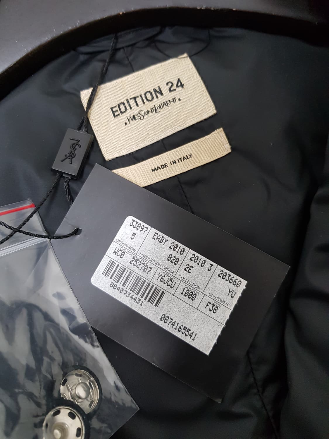 [38/미사용/정품] 생로랑 구스 푸퍼 패딩조끼 상품이미지5