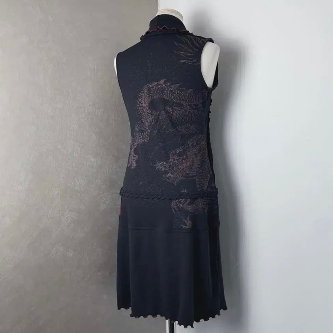 ozz on 오즈온 드래곤 자수 롱 가디건 상품이미지1