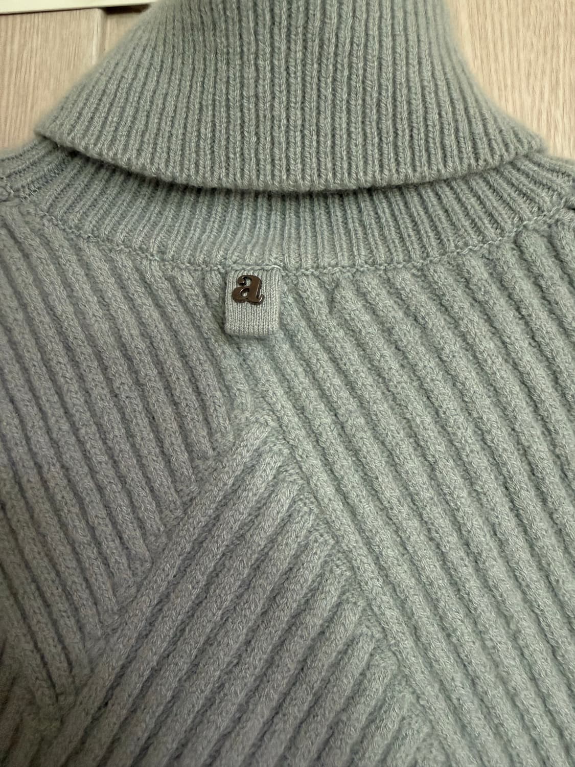 알레그리 골지 터틀넥 니트 L사이즈 상품이미지3