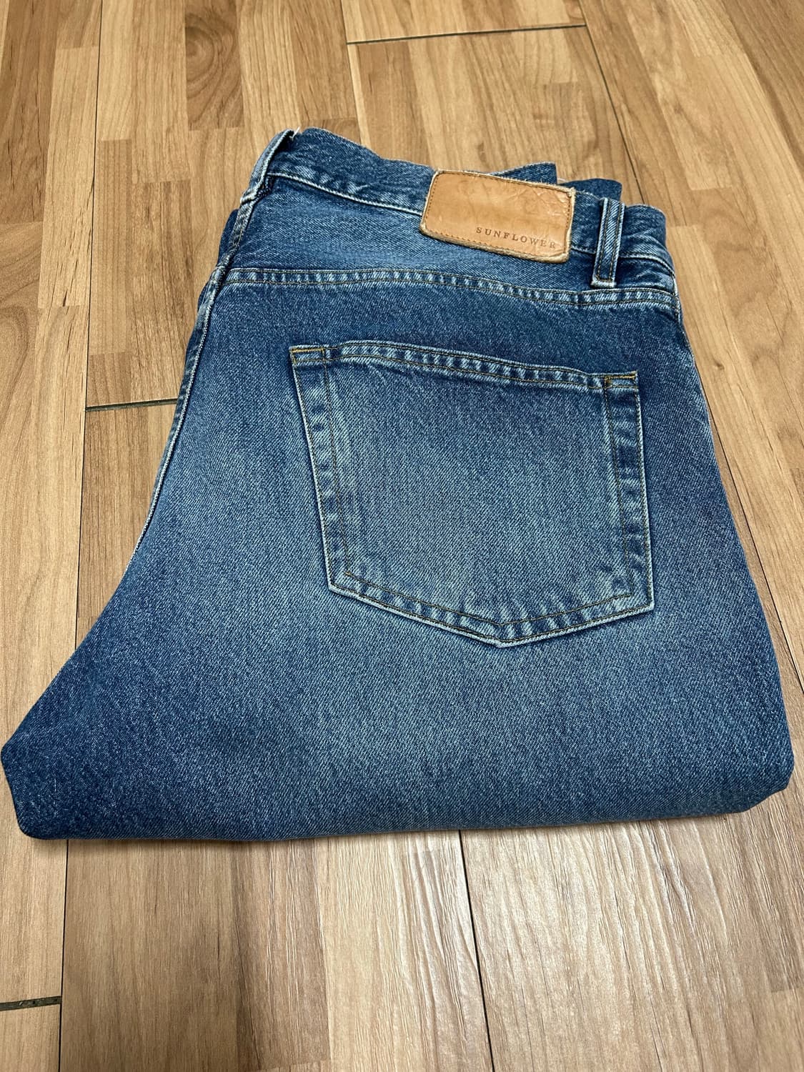 선플라워 루즈 진 32x32 Sunflower Loose Jeans 상품이미지1