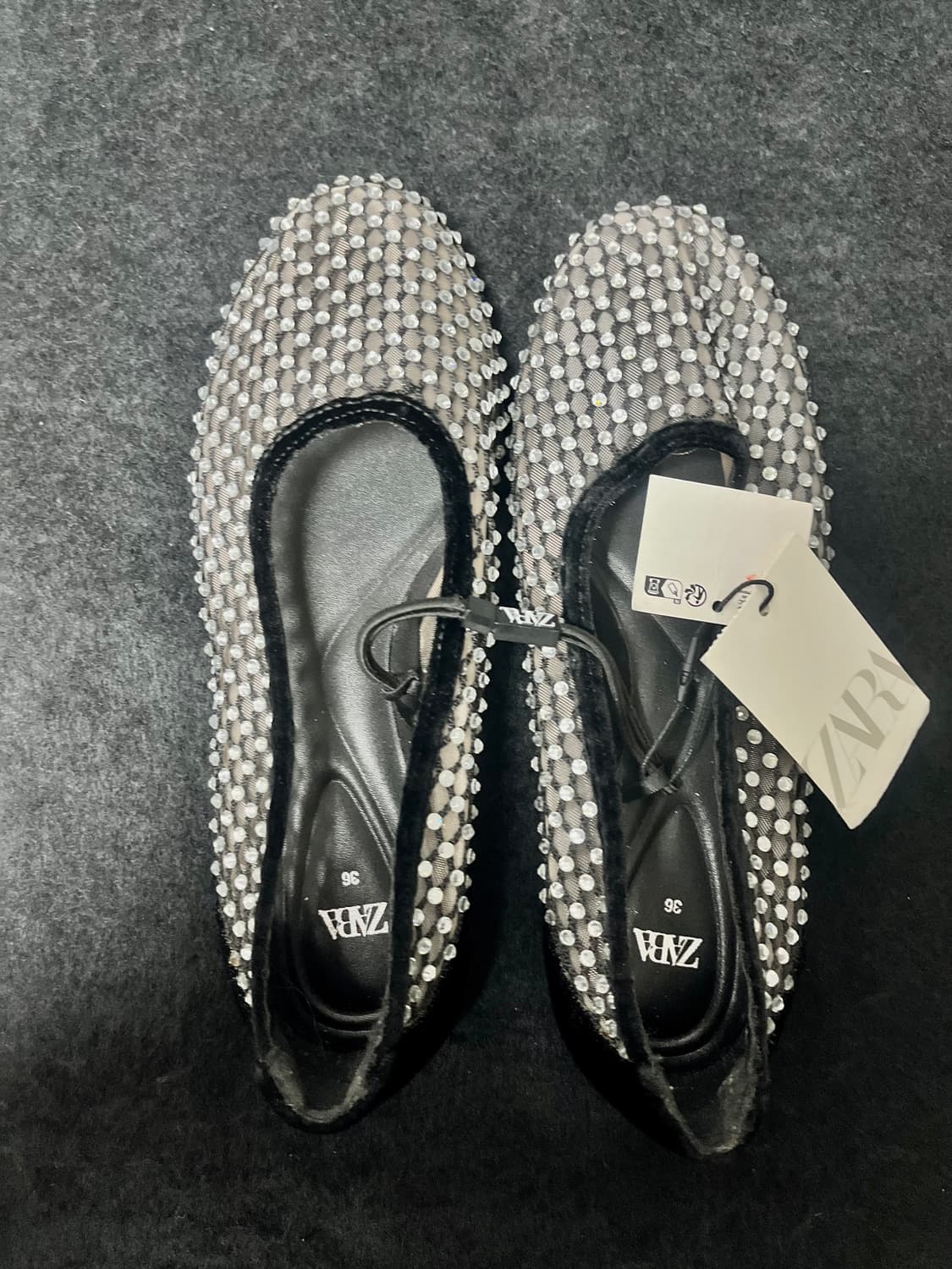 자라 큐빅 플랫슈즈 36 미사용 상품이미지1