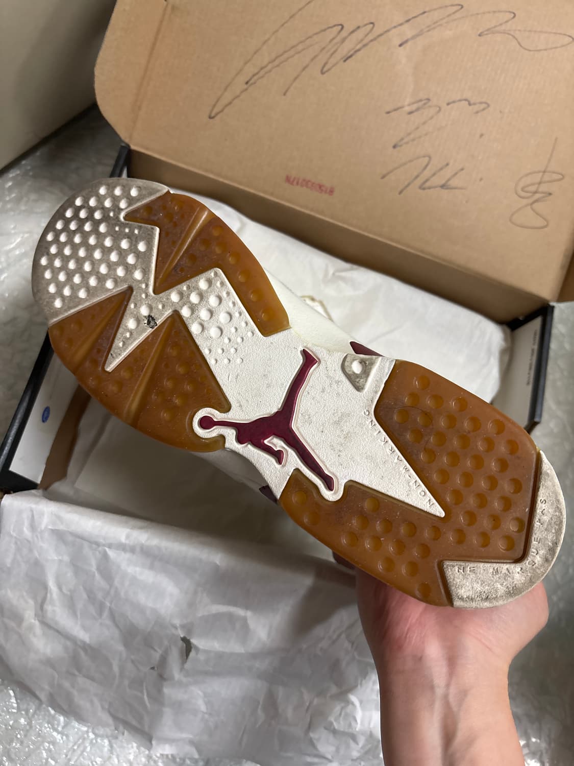 나이키 에어조던6 레트로 마룬 7사이즈 250-255 상품이미지4