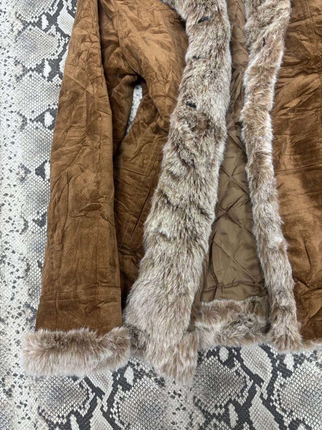 [VKEI] Fur Trimming Brown Jacket 상품이미지3