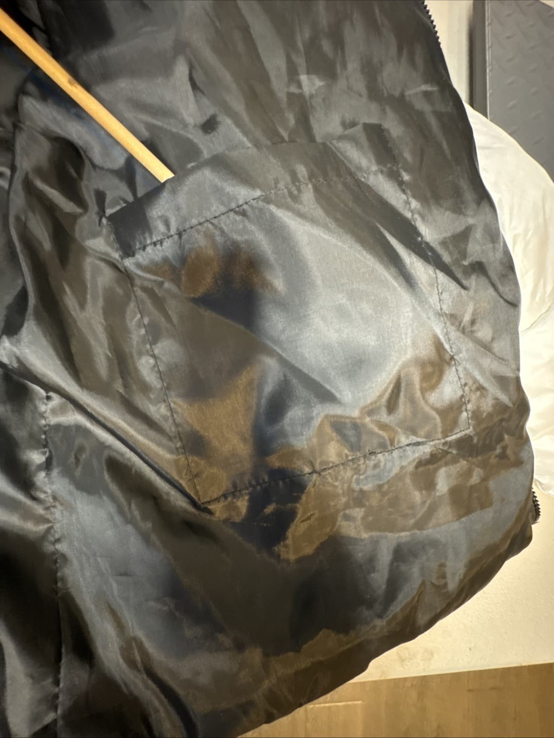 18FW 노스페이스 700 후디 패딩 화이트 블랙 상품이미지8