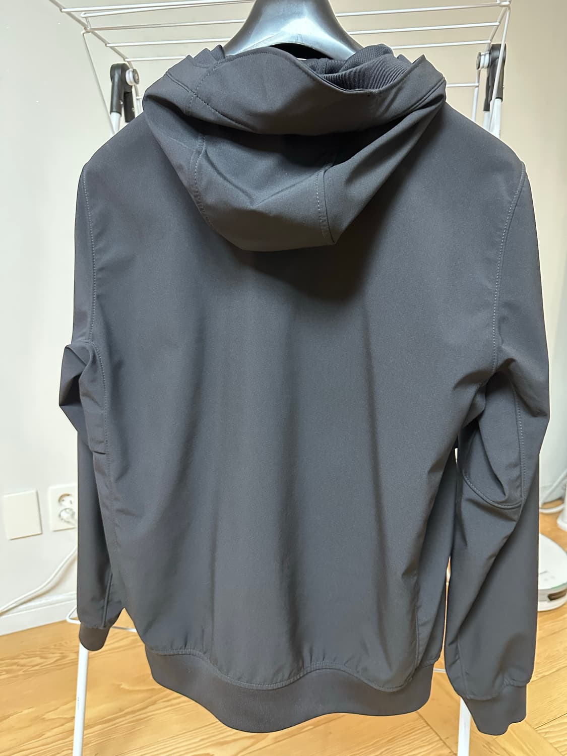 스톤아일랜드 바람막이 상품이미지2