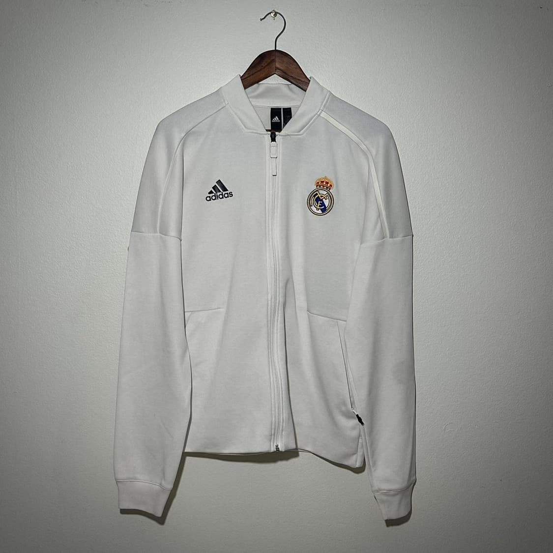 대장급 아디다스 레알 마드리드 Z.N.E. 앤섬 트랙탑 져지  상품이미지1