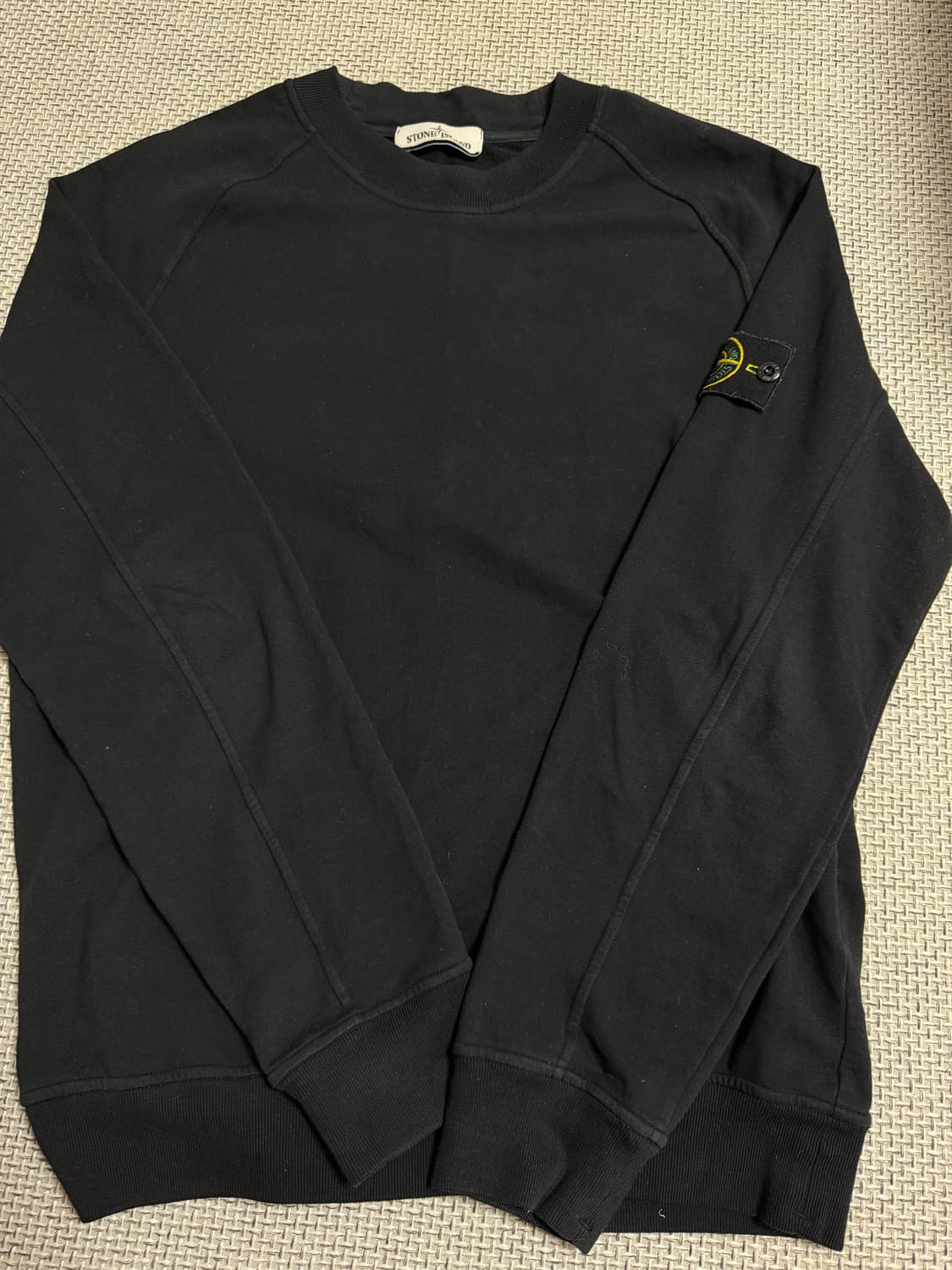 백화점구매 스톤아일랜드 맨투맨 블랙 M 상품이미지1