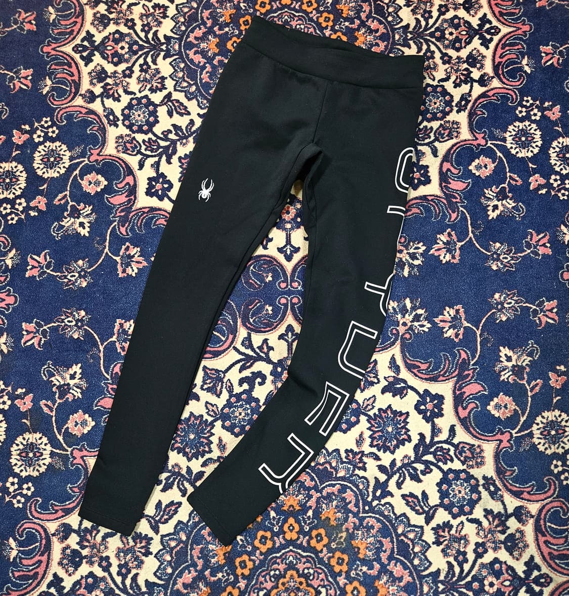 스파이더 사이드 레터링 레깅스 상품이미지1