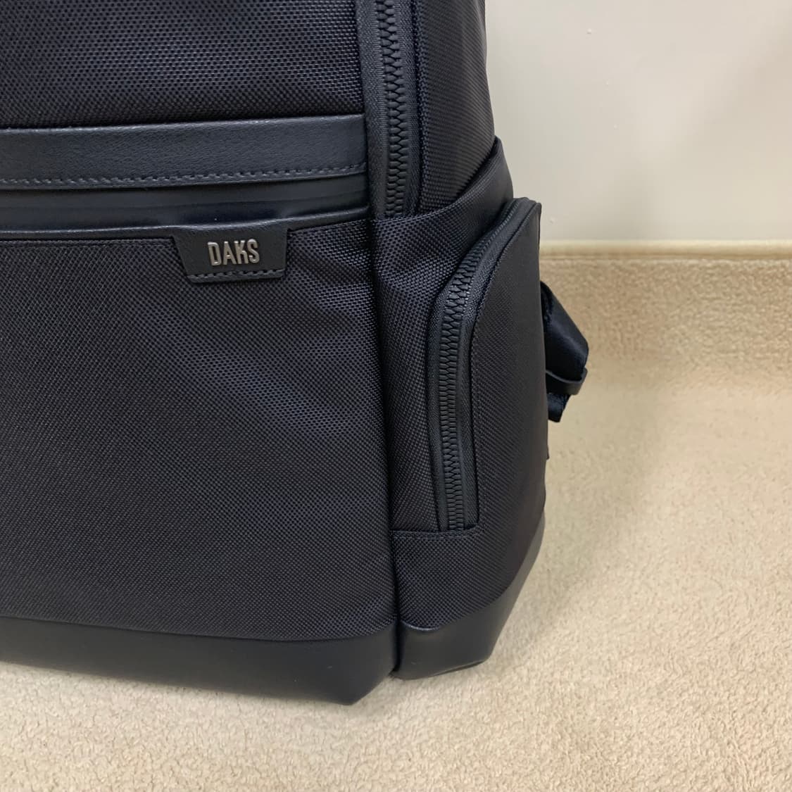 [새상품] 닥스ACC 아폴로 CUBE 백팩(블랙) 직장인백팩 가방 상품이미지2