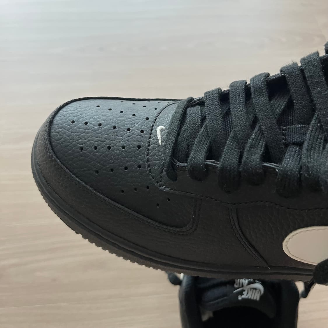 [275] 2017 나이키 에어포스1 상품이미지3