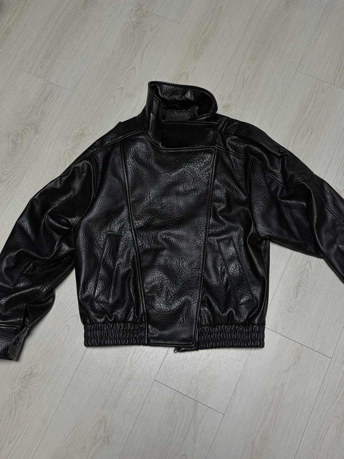 자라 페이크 레더 자켓 XS 상품이미지1