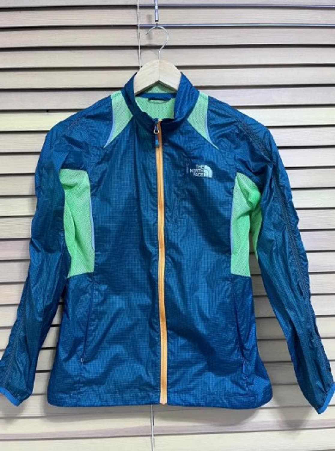 노스페이스 여성 매쉬집업점퍼 80사이즈 상품이미지2