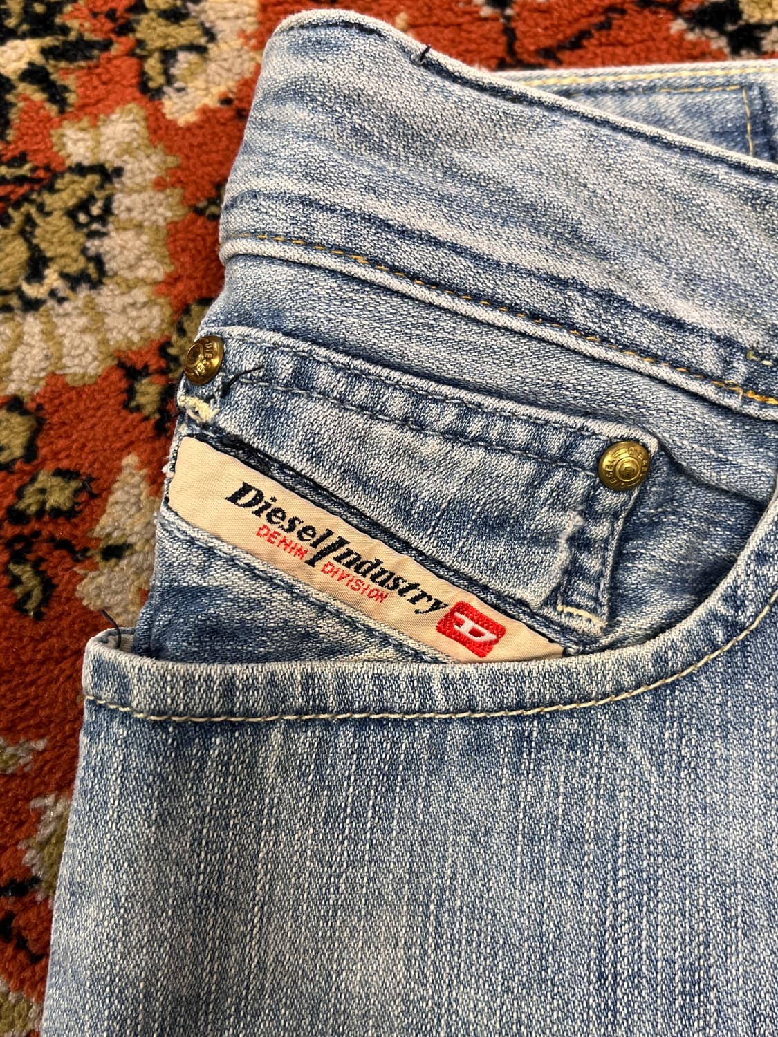 [30] 디젤 SHAZOR 연청 부츠컷 플레어진 상품이미지4