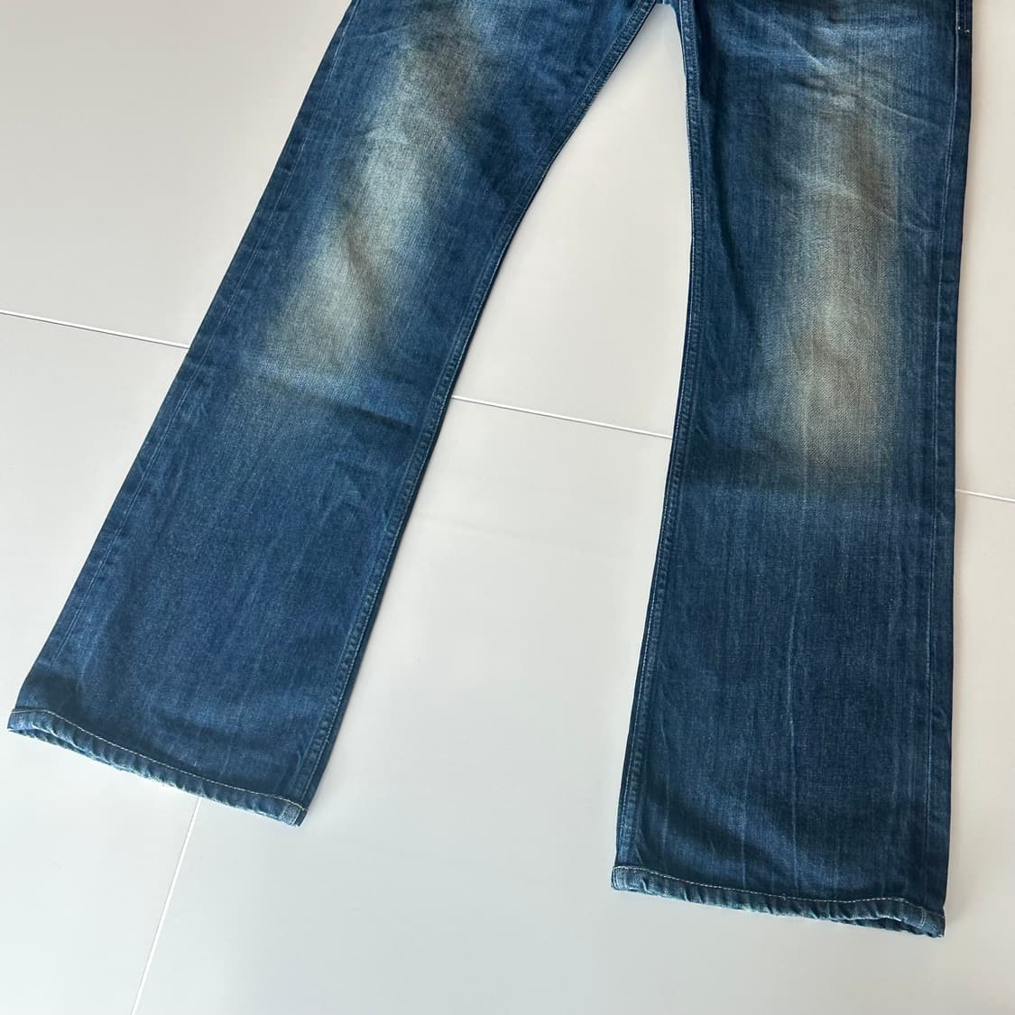 디젤 부츠컷 데님 팬츠 상품이미지3