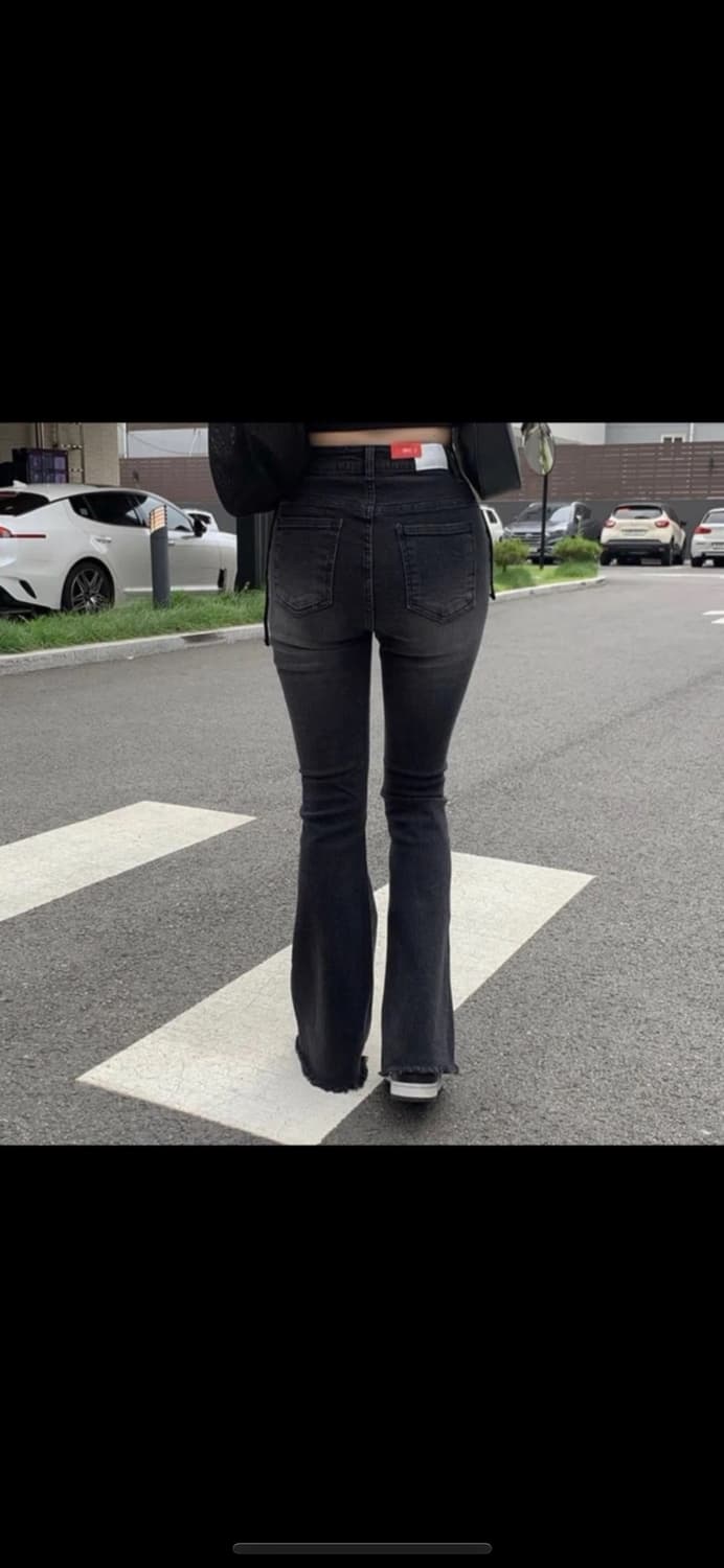 택O 새 상품 모디무드 흑청 부츠컷 팬츠 S 상품이미지2