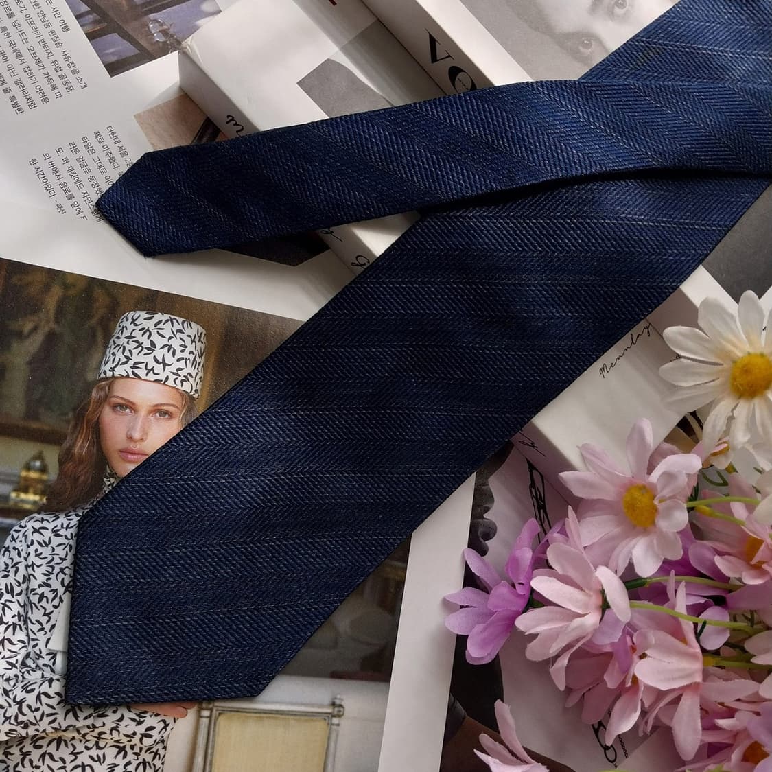 지안프랑코 페레 실크 네이비 헤링본 넥타이 9.2cm A+등급 K2571 상품이미지8
