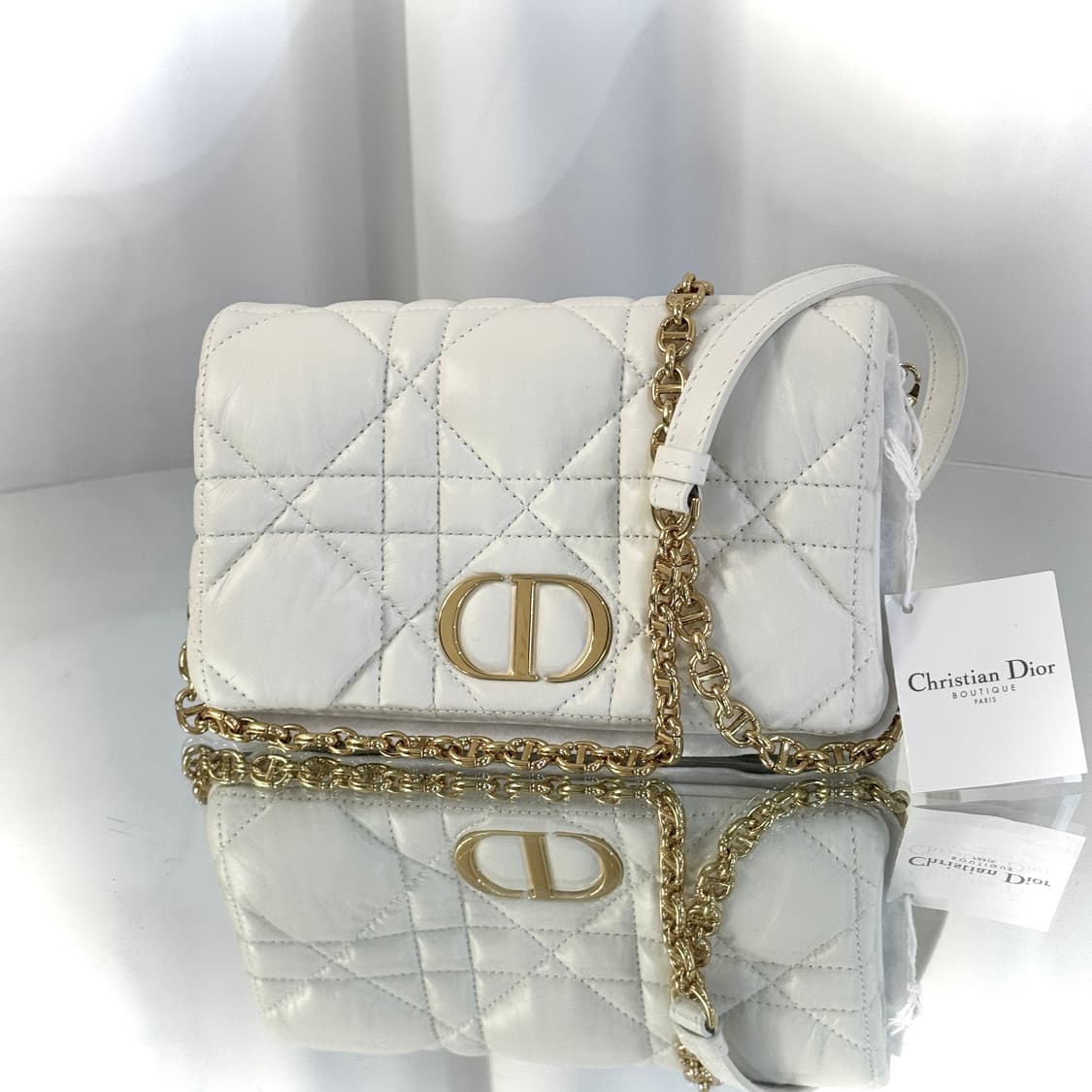 [새상품] 디올 카로 매크로까나쥬 미니백 라떼 카프스킨 상품이미지2