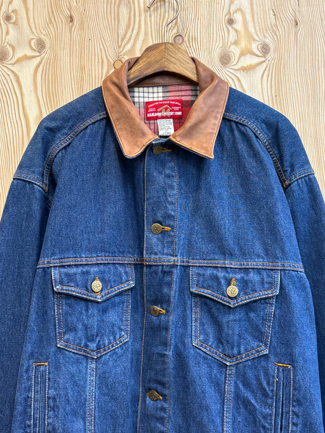말보로 카운트리 스토어 레더카라 데님자켓 상품이미지3