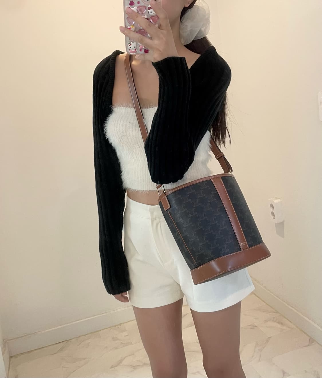 정품 셀린느 버킷백 스몰  상품이미지9