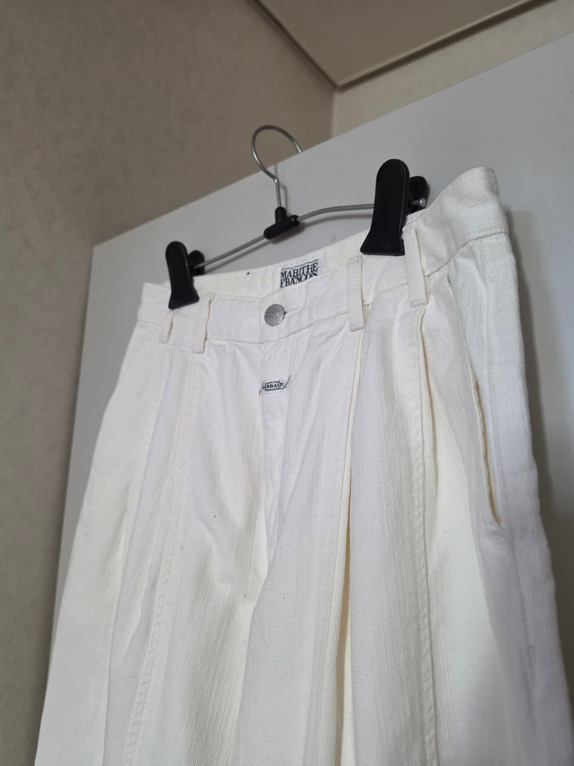 마리떼 프랑소와 저버 와이드 핀턱 데님팬츠 상품이미지3